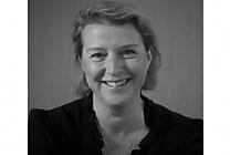 Roselyne Ludena Promue Senior Sales Director Global Account  [...]