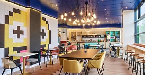 Ibis : Comment le groupe Accor a réussi à construire trois expériences de marque singulières ? #MWeek