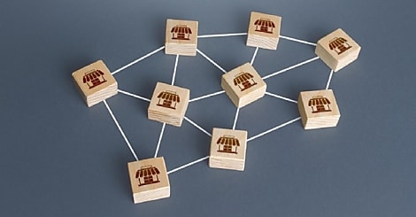 Entre centralisation et délégation : les enjeux du marketing de franchise