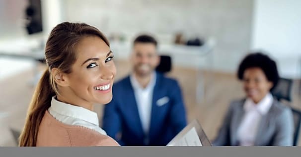 Comment bien recruter un chef des ventes ?