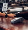 La carte bancaire, un objet au centre de toutes les attentions